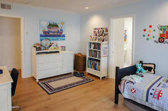 Enlarge photo 25