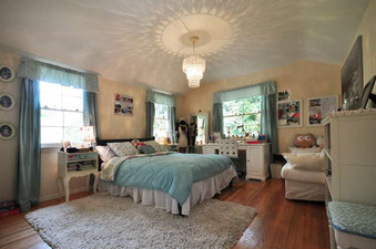 Enlarge photo 12