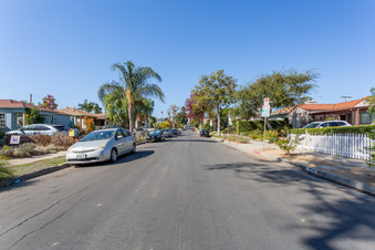 Enlarge photo 12