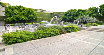 Enlarge photo 13