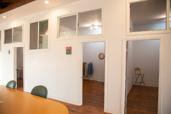 Enlarge photo 32