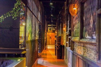 Enlarge photo 37