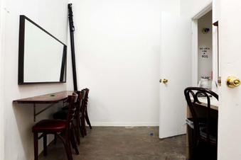 Enlarge photo 46