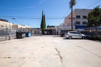 Enlarge photo 52