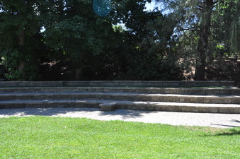 Enlarge photo 44