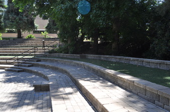 Enlarge photo 46