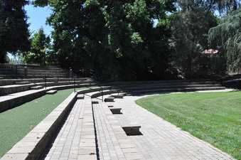 Enlarge photo 53