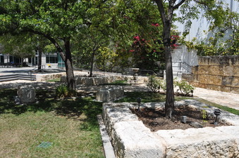 Enlarge photo 107