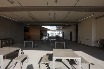 Enlarge photo 35