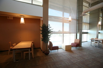 Enlarge photo 129