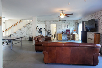 Enlarge photo 32