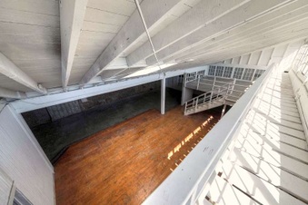 Enlarge photo 23