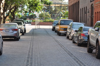 Enlarge photo 13