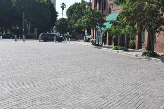 Enlarge photo 24