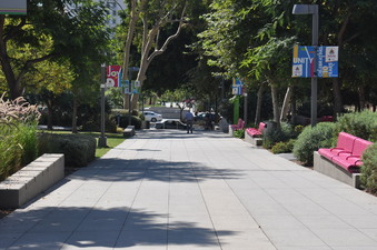 Enlarge photo 18