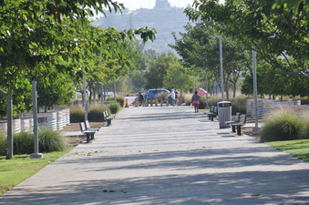 Enlarge photo 19