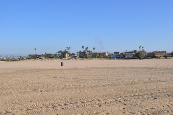 SEAL BEACH JETTY - WINDSURFER RIGGING 