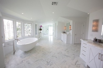 Enlarge photo 30
