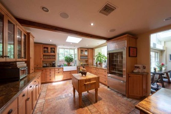 Enlarge photo 24