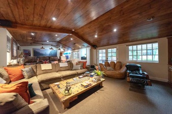 Enlarge photo 34