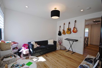 Enlarge photo 28