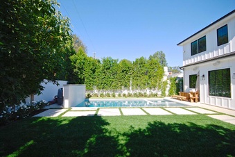 Enlarge photo 53
