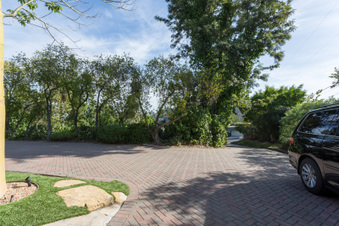 Enlarge photo 30
