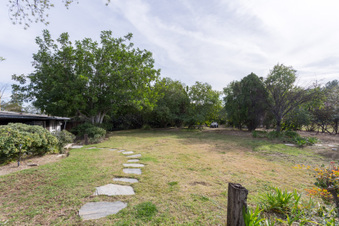Enlarge photo 33