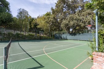 Enlarge photo 118