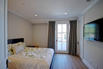 Enlarge photo 35