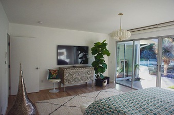 Enlarge photo 90