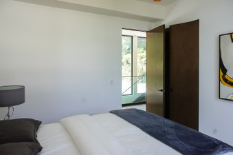 Enlarge photo 49