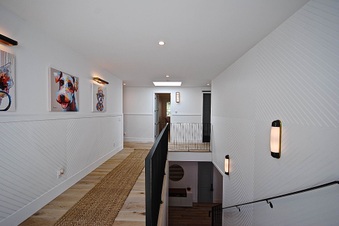 Enlarge photo 64