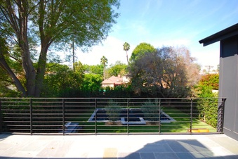 Enlarge photo 23