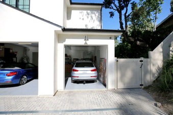 Enlarge photo 56
