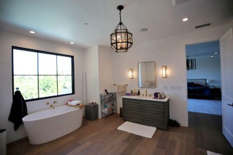 Enlarge photo 72