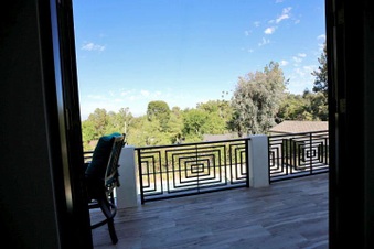Enlarge photo 143