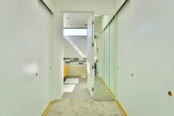 Enlarge photo 59