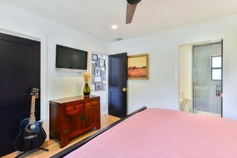 Enlarge photo 37