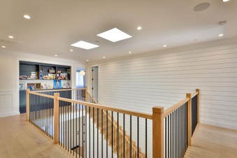 Enlarge photo 29