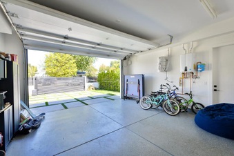 Enlarge photo 56