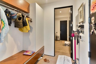 Enlarge photo 32