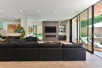Enlarge photo 25