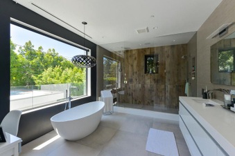 Enlarge photo 8