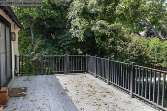 Enlarge photo 32