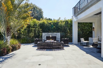 Enlarge photo 54