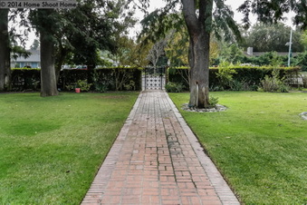 Enlarge photo 53