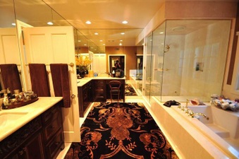 Enlarge photo 51