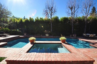 Enlarge photo 25