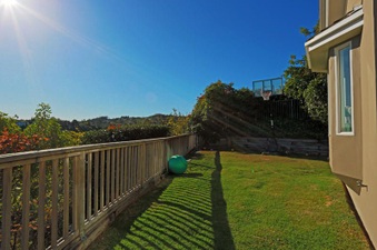 Enlarge photo 11
